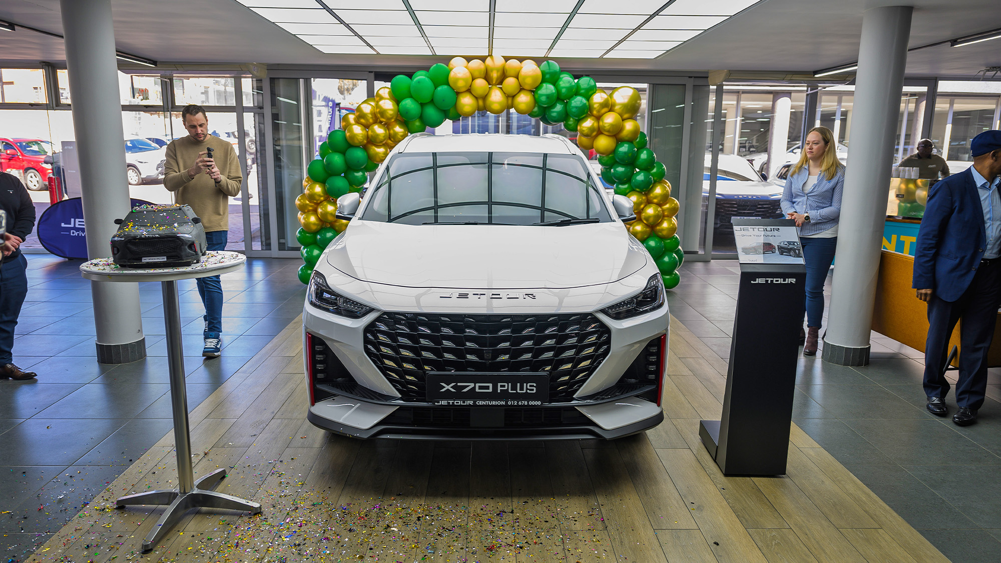 Cupcakes, Colour, And A Car: 3 Events Rallying For Kids 20 Cupcakes