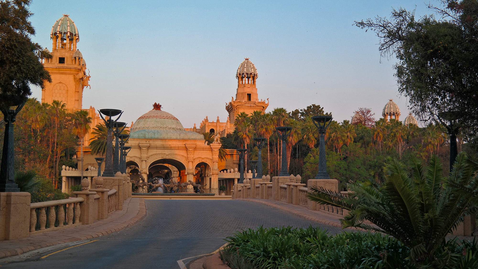 Finding The Lost Ingredients At The Palace Of The Lost City 22 Chef Jan Hendrik