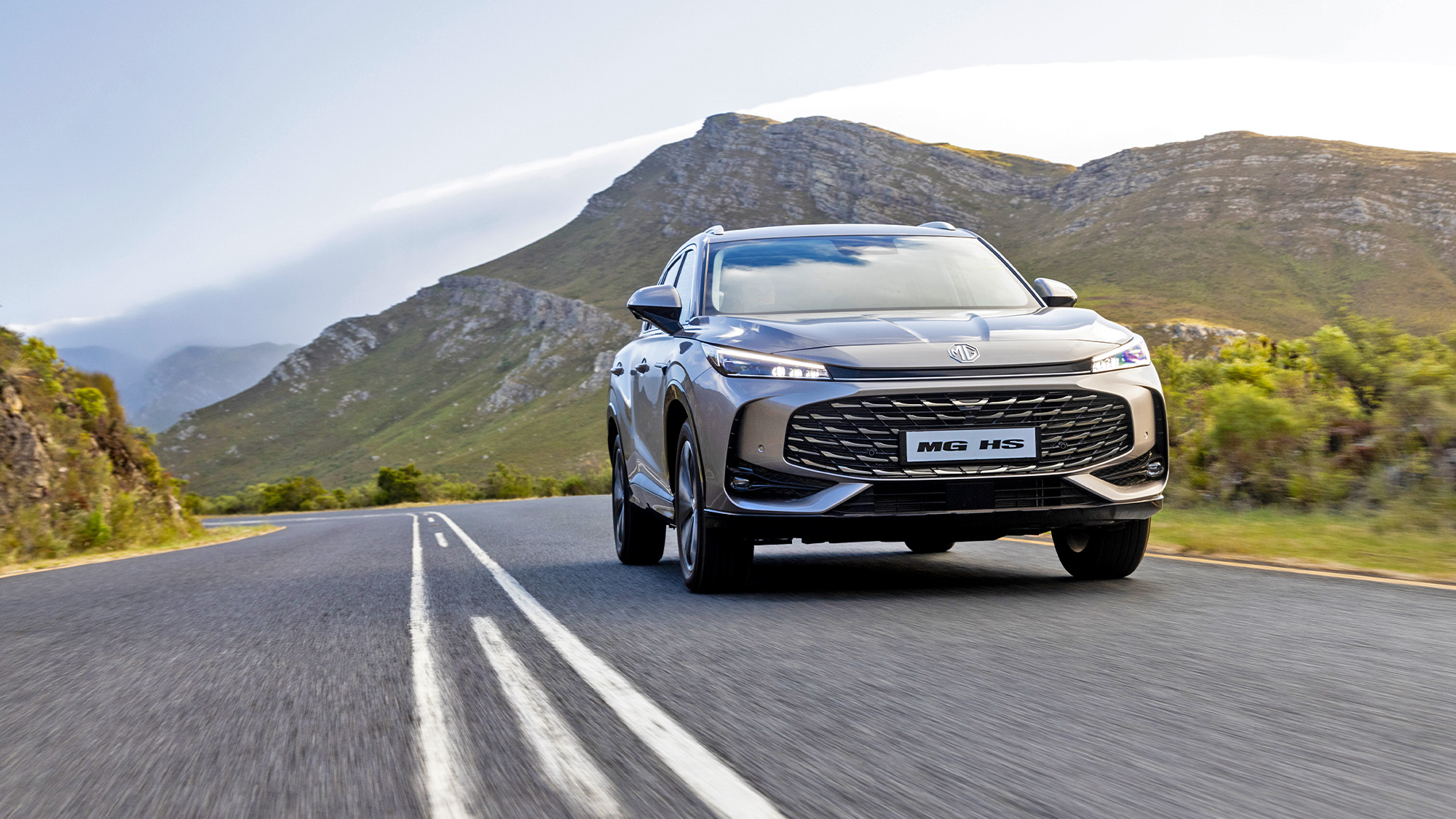 MG HS